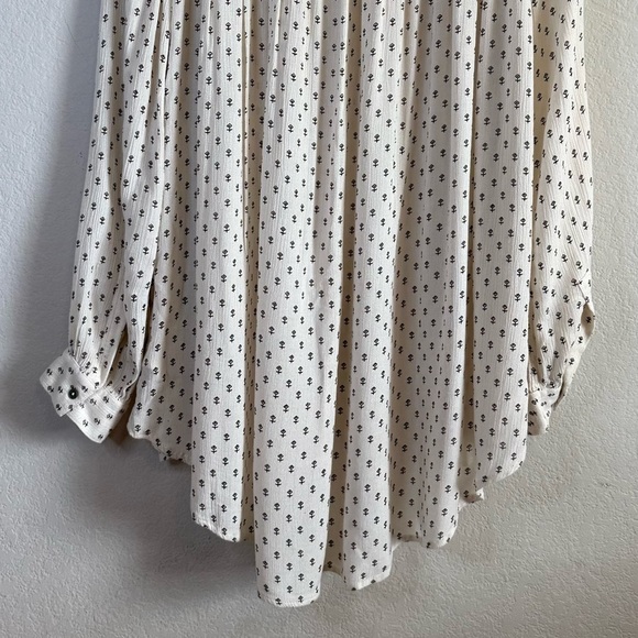Free People Cream Navy Lightweight Long Sleeve Split Neck Tunic Shirt Top Size S - Picture 9 of 13